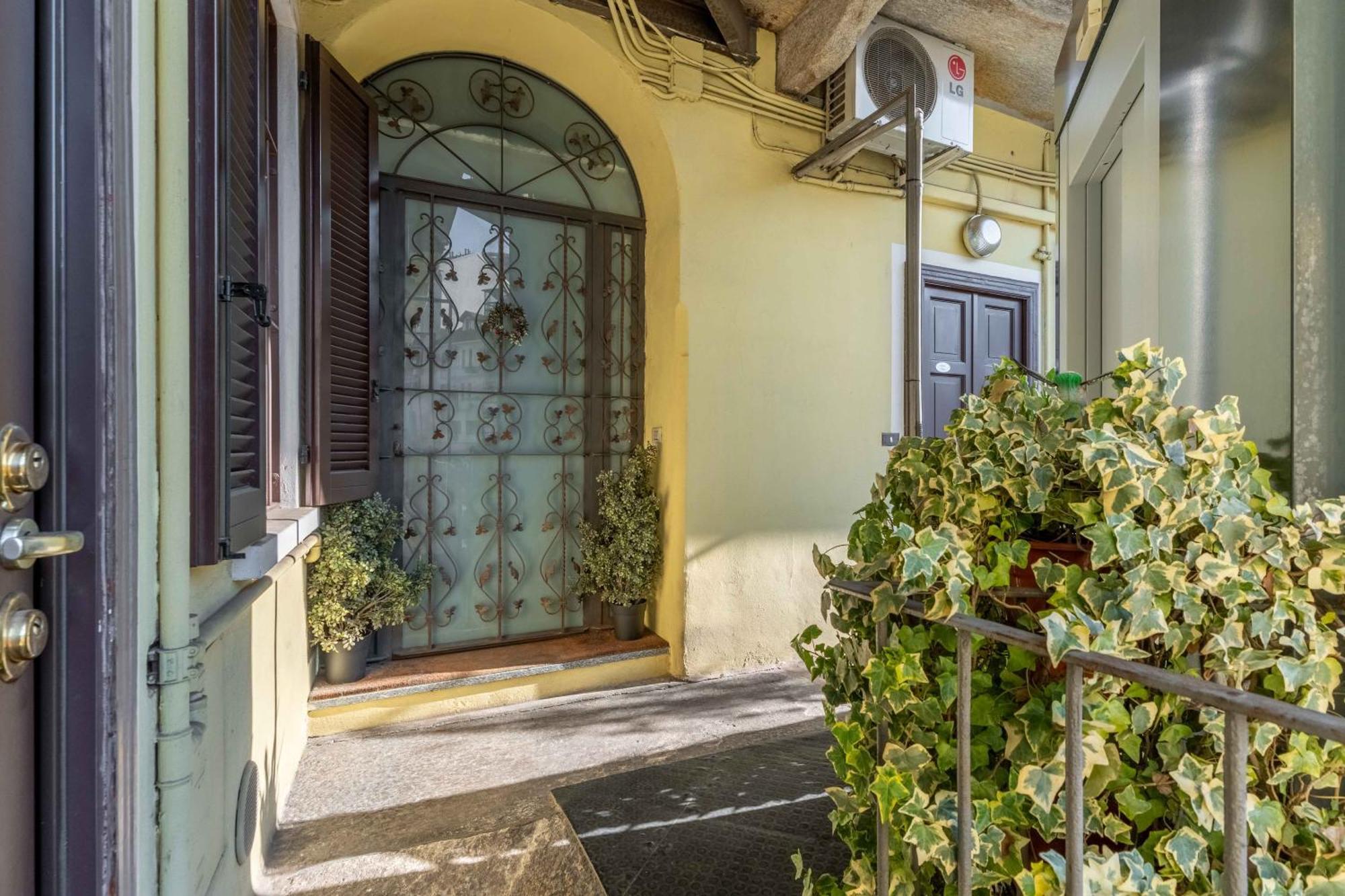 The House Of Via Muratori 6